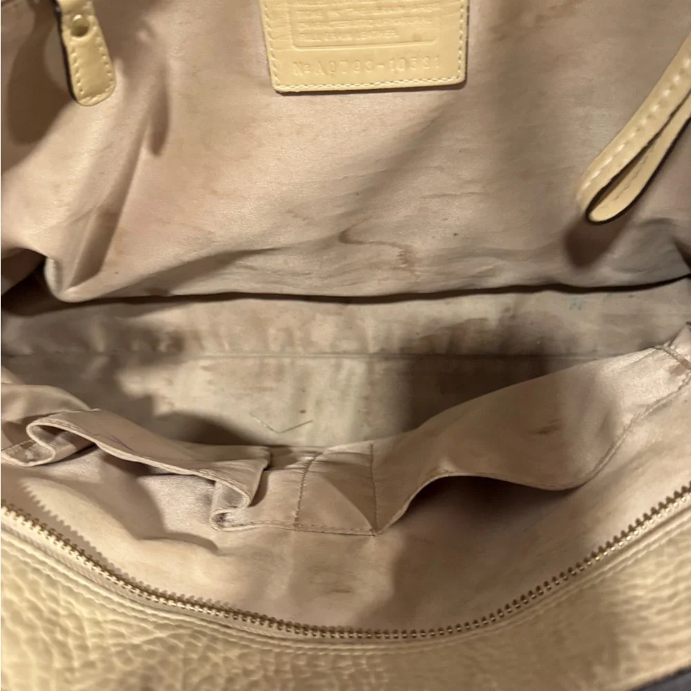 Vintage Coach Purse in pebbled tan leather
